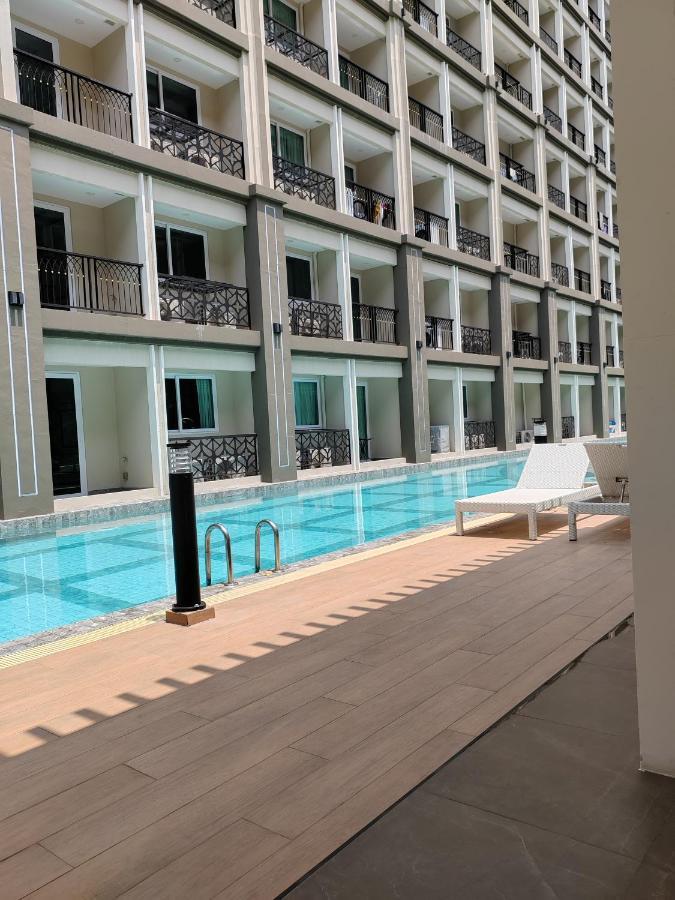 Romantic Beach Apartment芭堤雅水系高档酒店式公寓可做饭 Haat Jomtien Eksteriør bilde