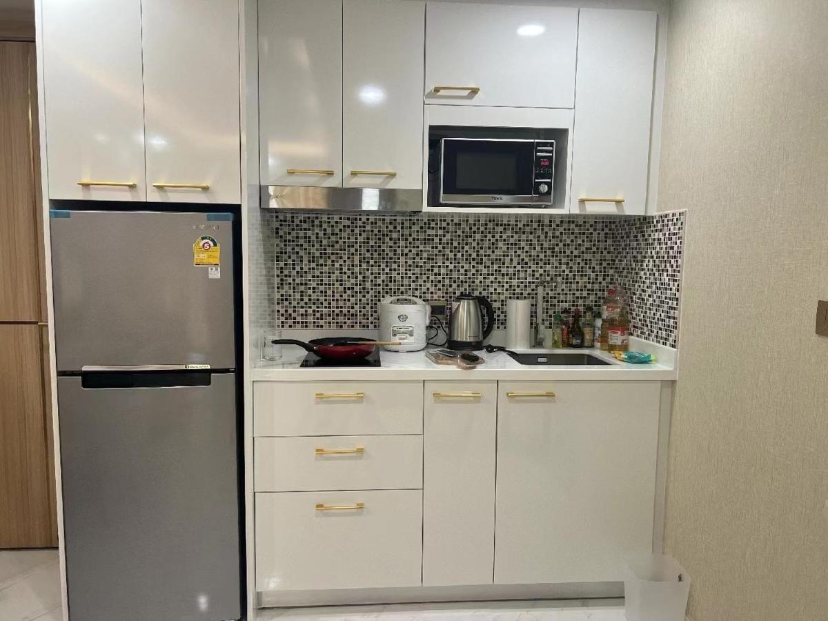 Romantic Beach Apartment芭堤雅水系高档酒店式公寓可做饭 Haat Jomtien Eksteriør bilde