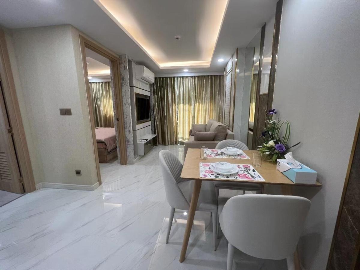 Romantic Beach Apartment芭堤雅水系高档酒店式公寓可做饭 Haat Jomtien Eksteriør bilde